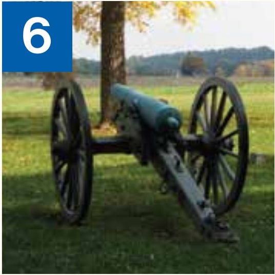 Civil War cannon on the Gettysburg battlefield